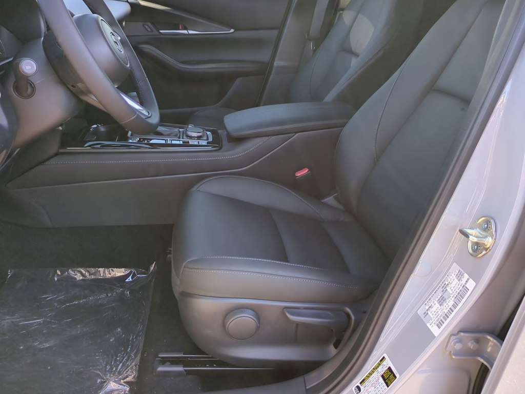 Thumbnail: 2025 Mazda CX-30 - 9