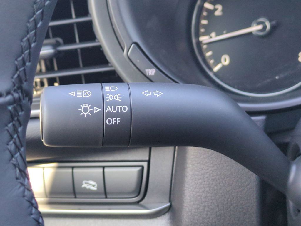 Thumbnail: 2025 Mazda CX-30 - 30