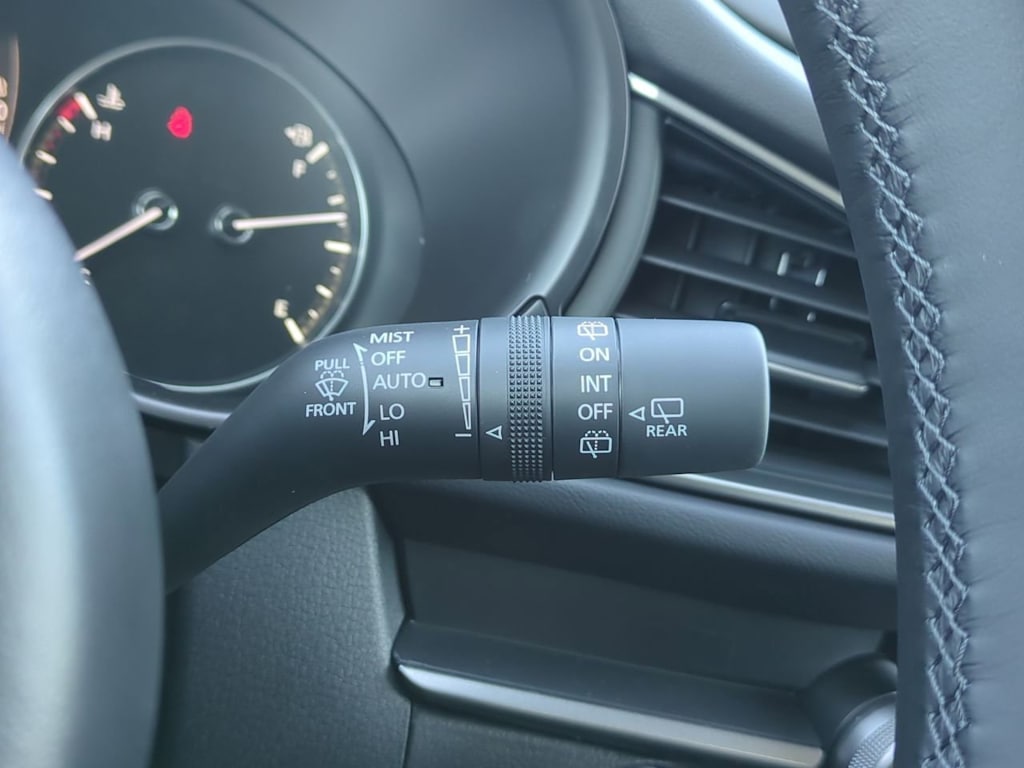 Thumbnail: 2025 Mazda CX-30 - 14