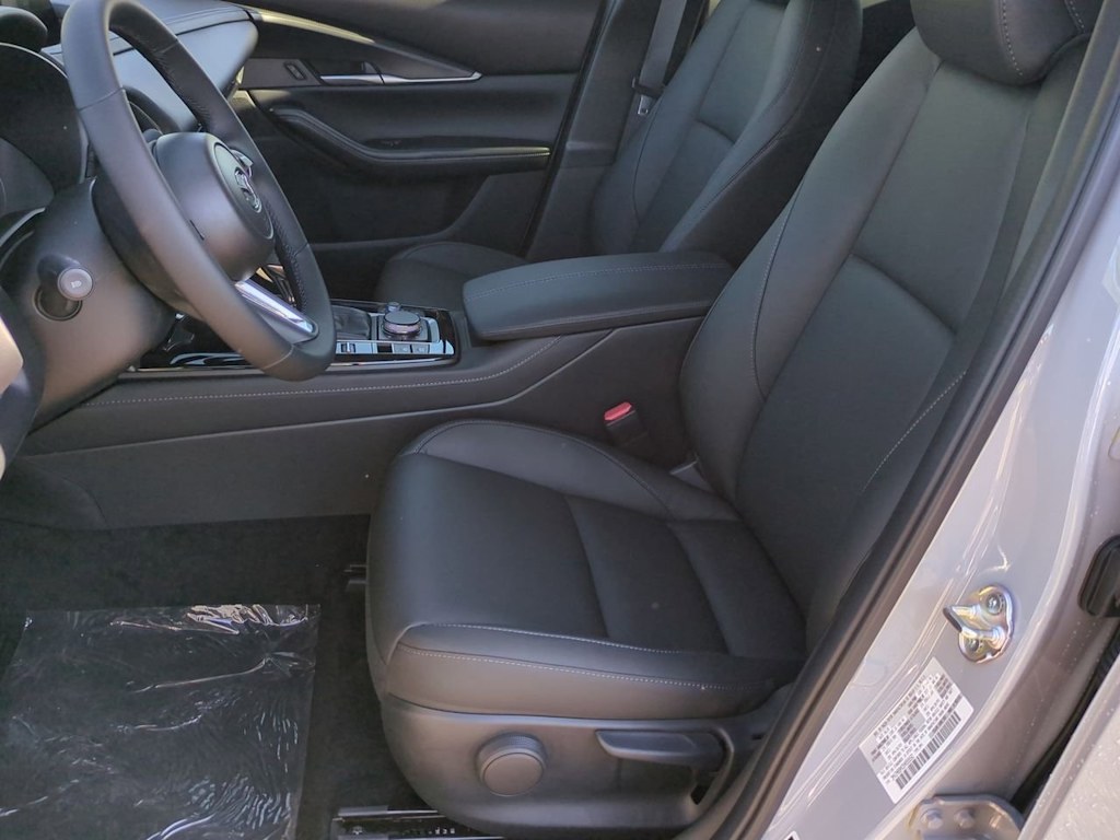 Thumbnail: 2025 Mazda CX-30 - 9