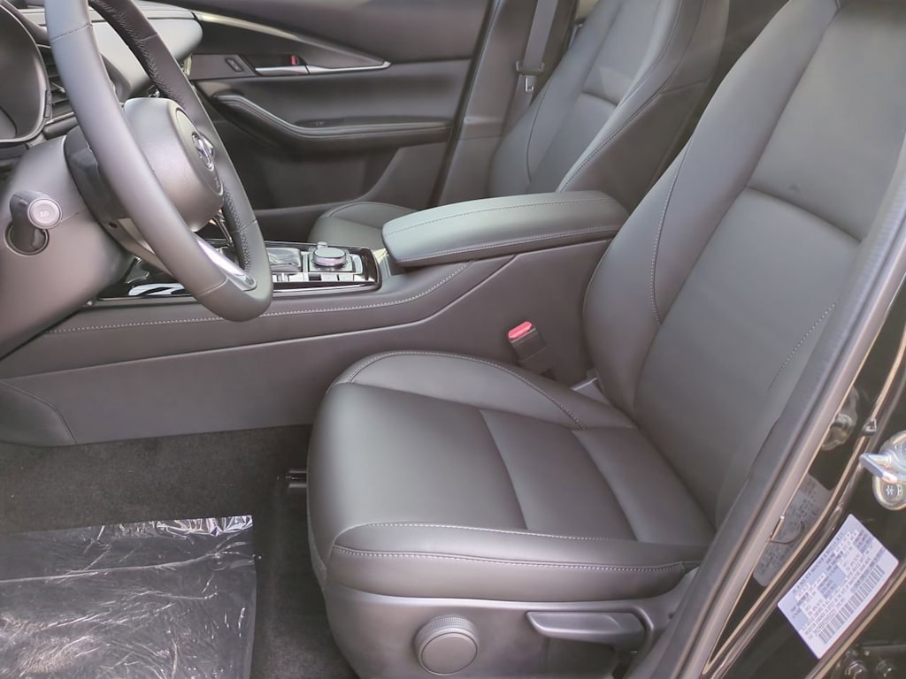 Thumbnail: 2025 Mazda CX-30 - 10