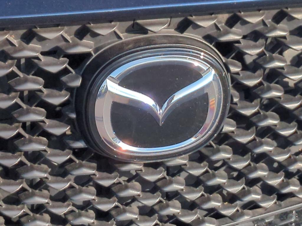 Thumbnail: 2023 Mazda CX-30 - 7