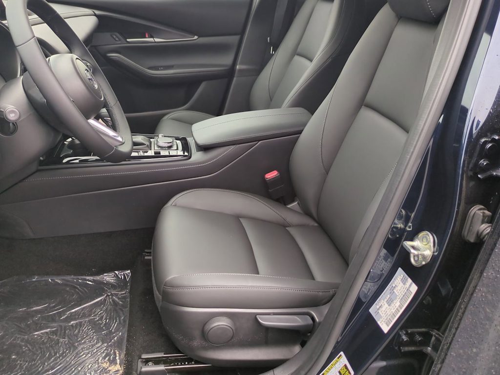 Thumbnail: 2025 Mazda CX-30 - 10