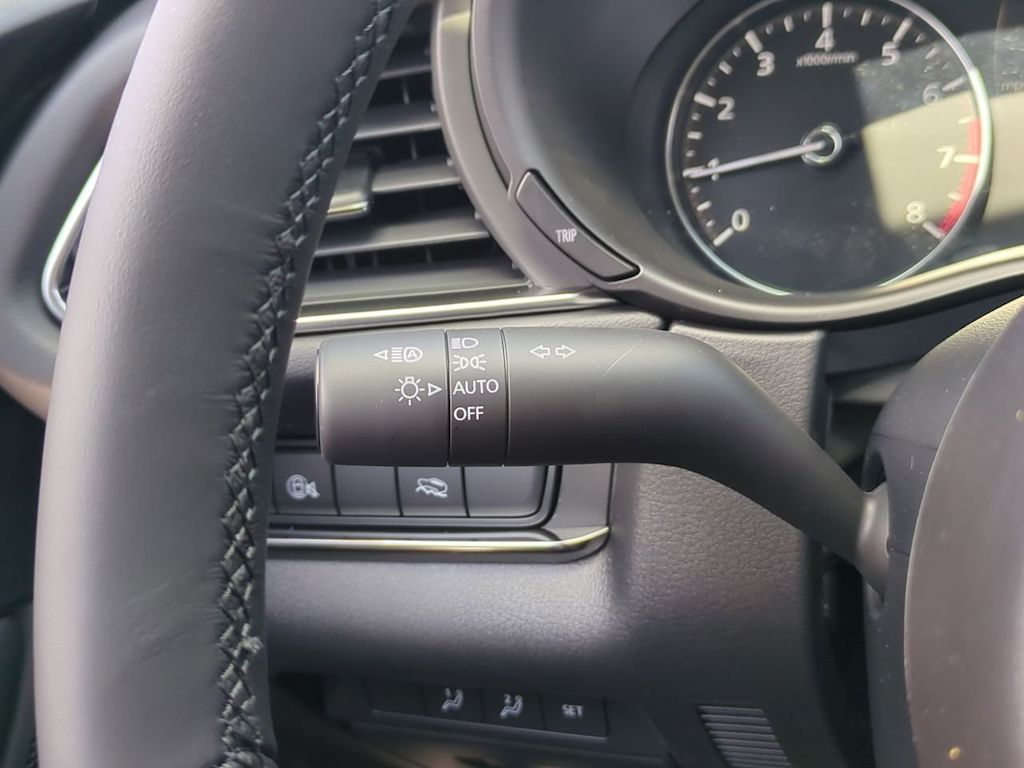 Thumbnail: 2025 Mazda CX-30 - 29