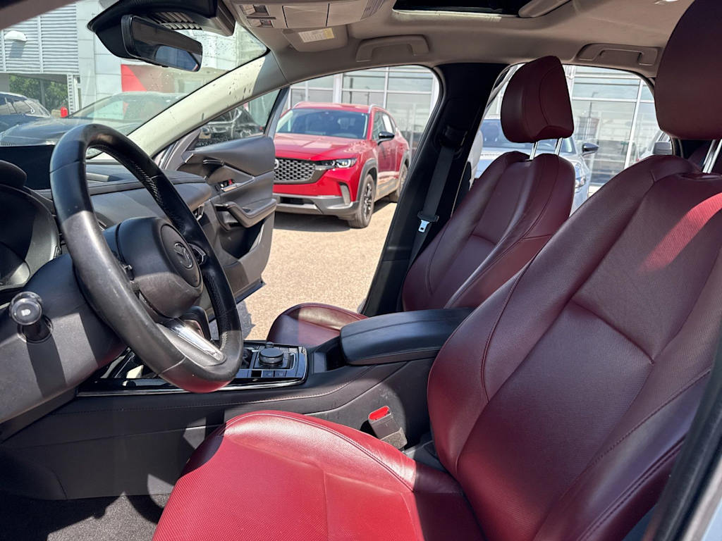 Thumbnail: 2024 Mazda CX-30 - 10