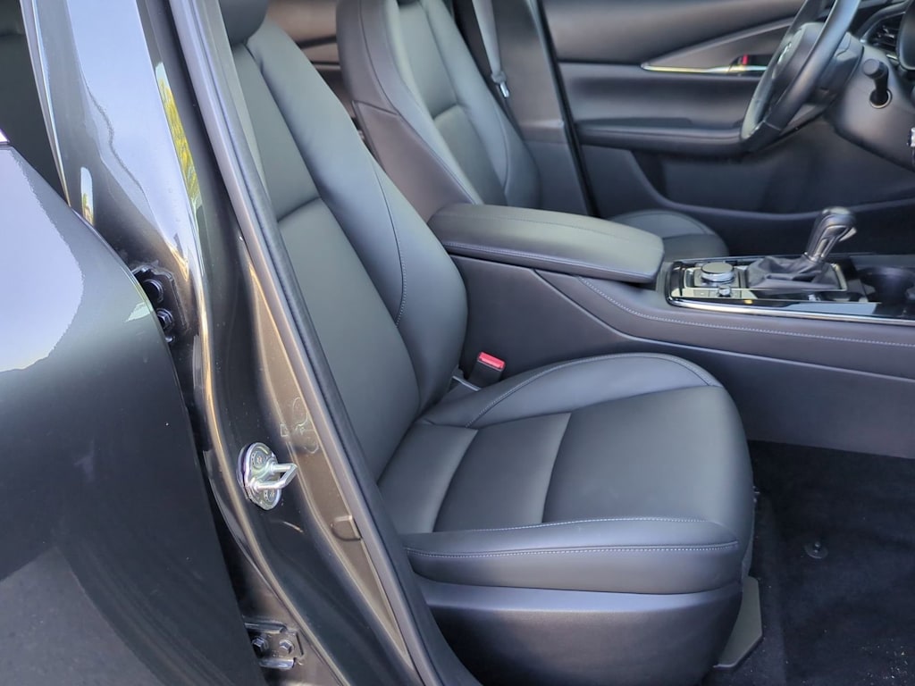 Thumbnail: 2023 Mazda CX-30 - 10