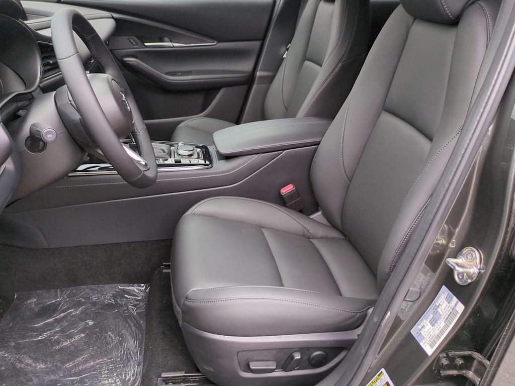 Thumbnail: 2025 Mazda CX-30 - 10