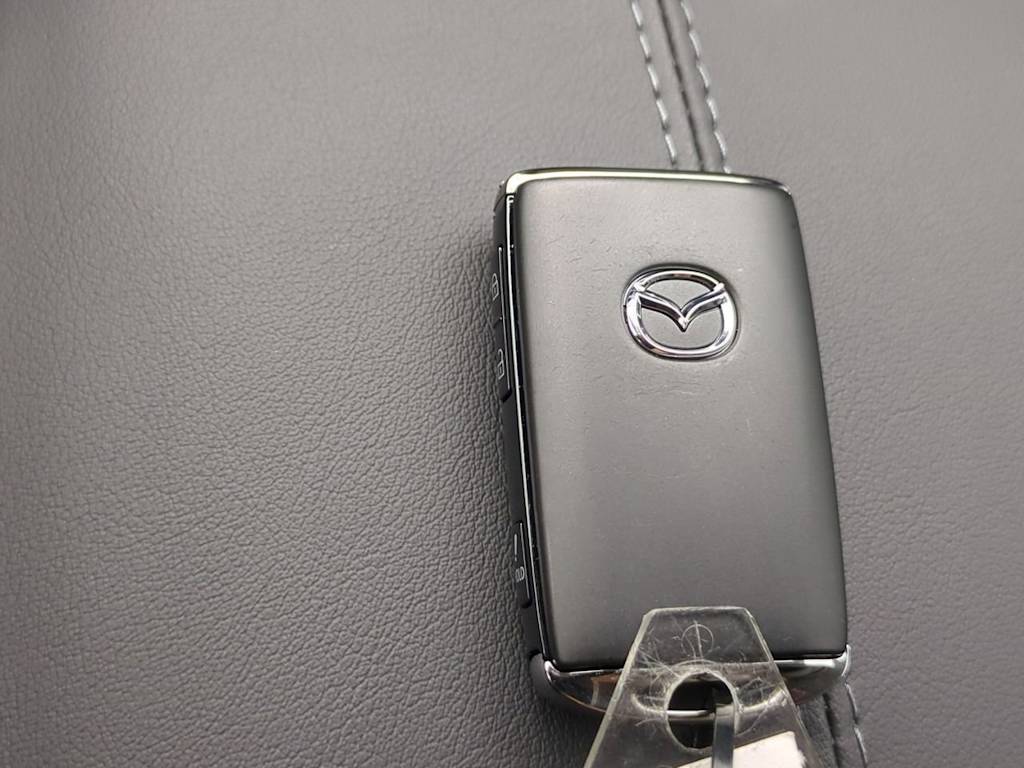 Thumbnail: 2025 Mazda CX-30 - 33