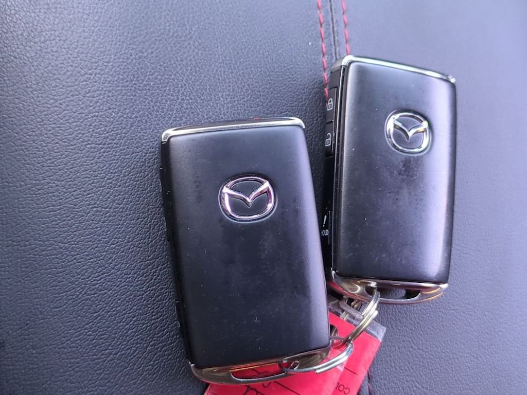 Thumbnail: 2023 Mazda CX-30 - 18