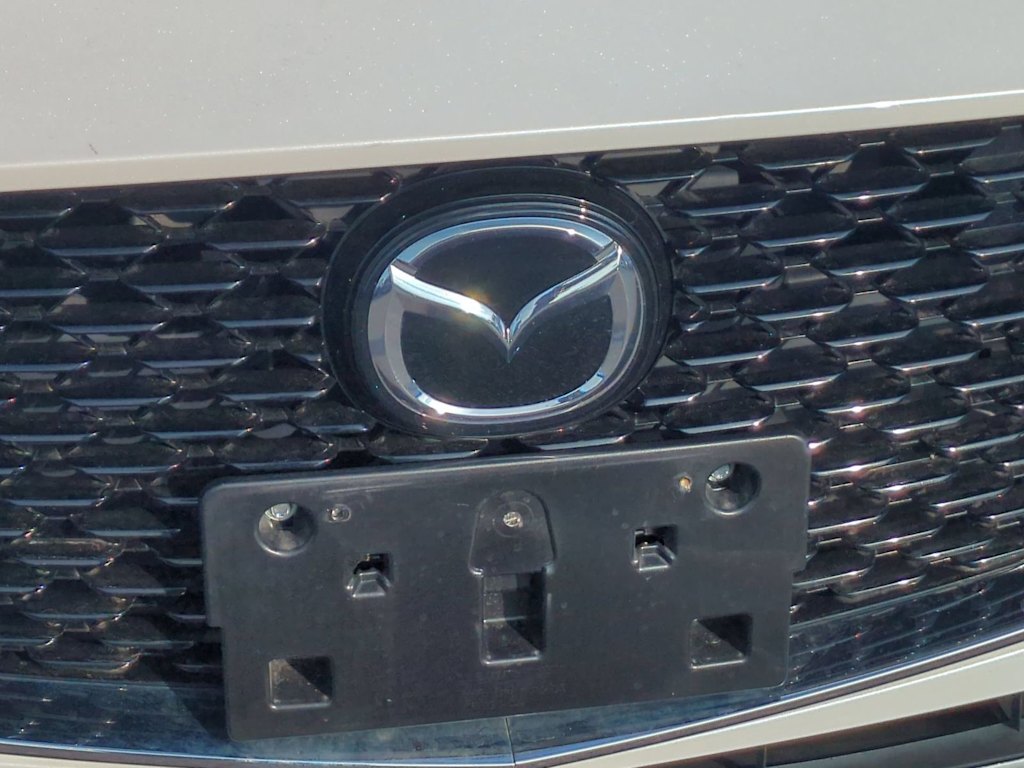 Thumbnail: 2023 Mazda Mazda3 - 7