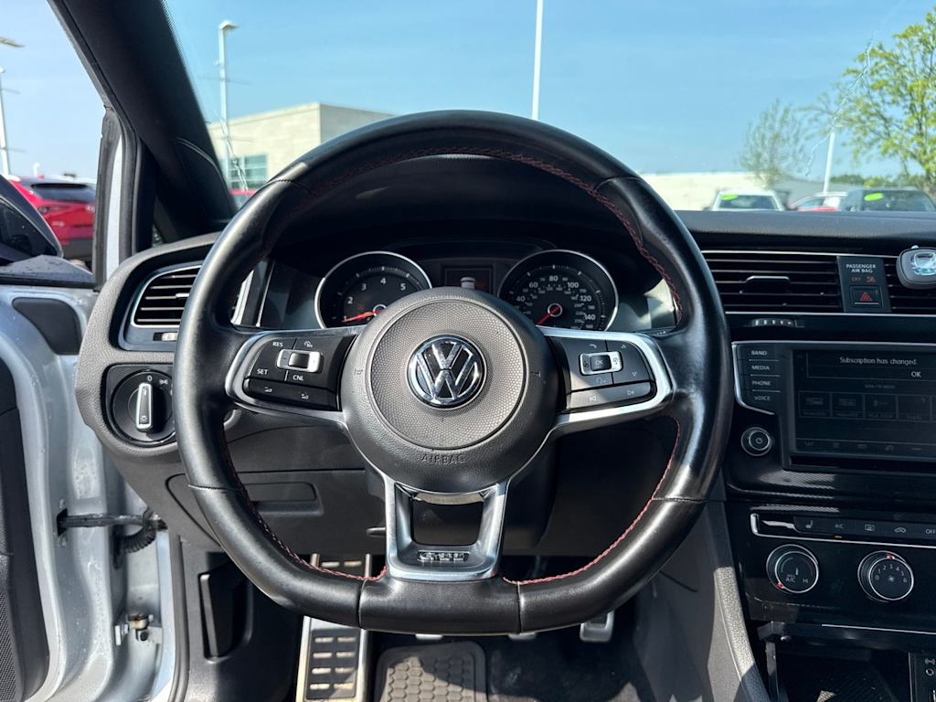 Thumbnail: 2017 Volkswagen Golf - 9