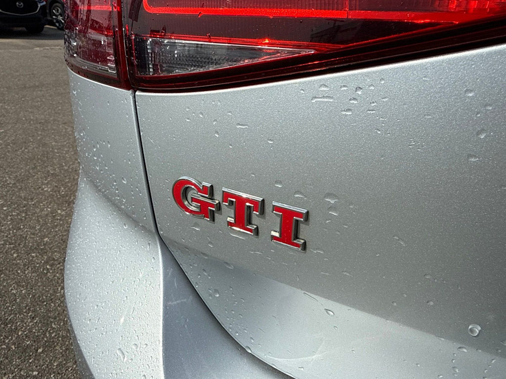 Thumbnail: 2017 Volkswagen Golf - 7