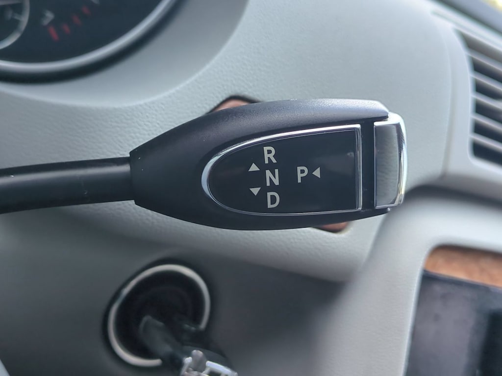 Thumbnail: 2007 Mercedes-Benz R-Class - 36