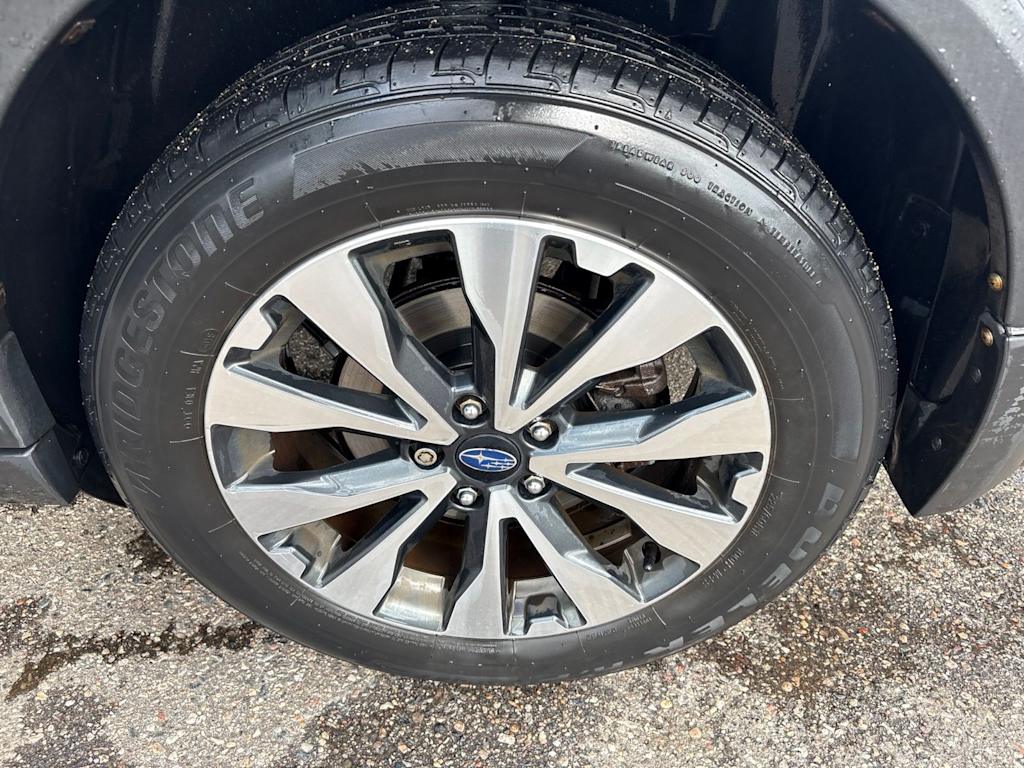 Thumbnail: 2015 Subaru Outback - 17
