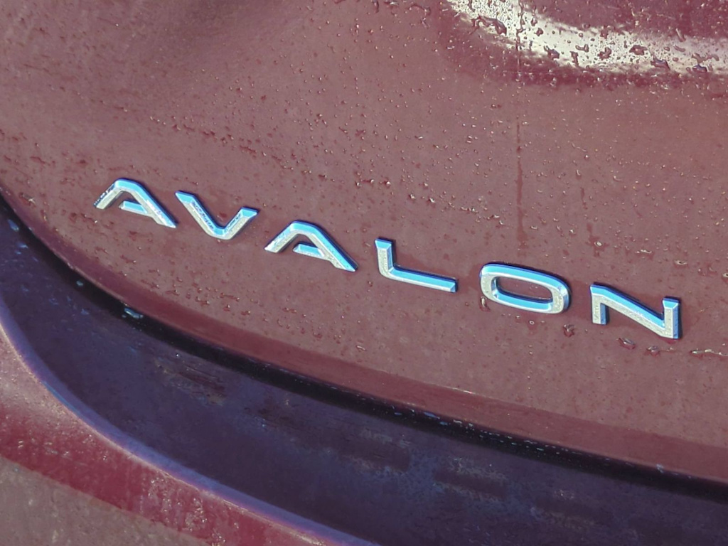 Thumbnail: 2015 Toyota Avalon - 23