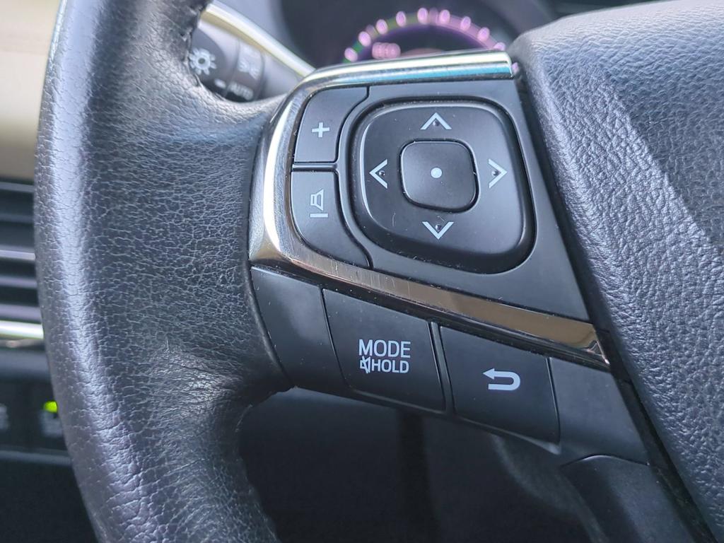 Thumbnail: 2015 Toyota Avalon - 29