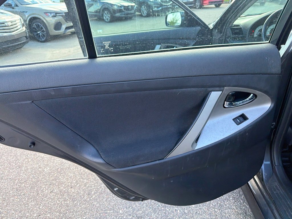Thumbnail: 2011 Toyota Camry - 21