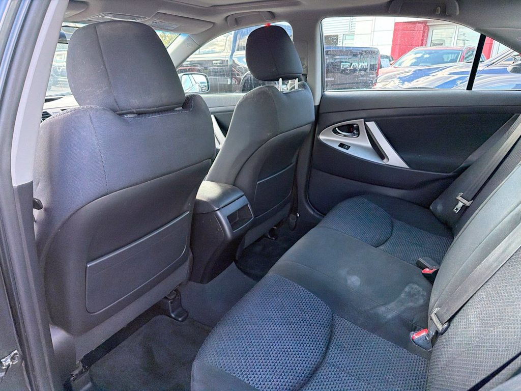 Thumbnail: 2011 Toyota Camry - 10