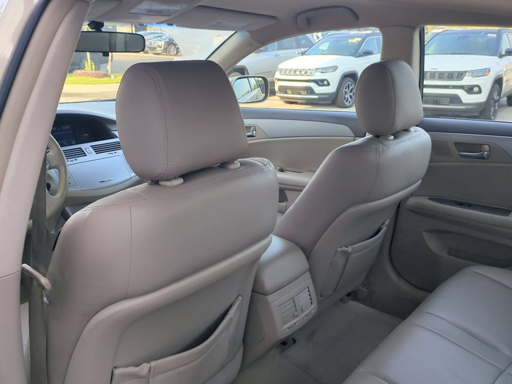Thumbnail: 2010 Toyota Avalon - 13
