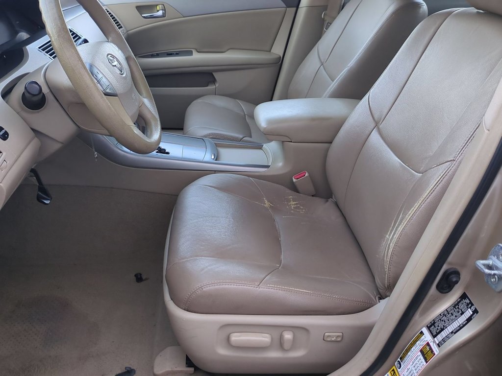 Thumbnail: 2010 Toyota Avalon - 11