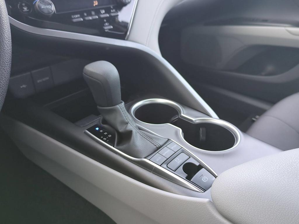 Thumbnail: 2023 Toyota Camry - 14