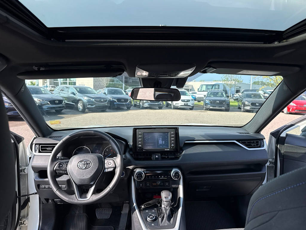 Thumbnail: 2022 Toyota RAV4 - 2