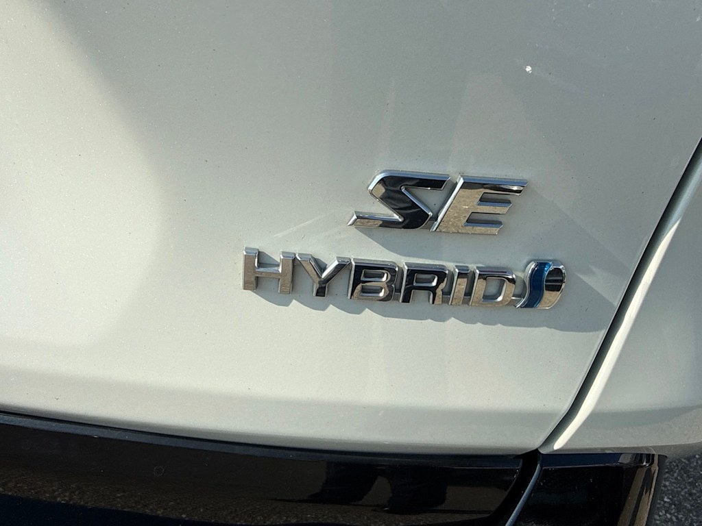 Thumbnail: 2022 Toyota RAV4 - 7