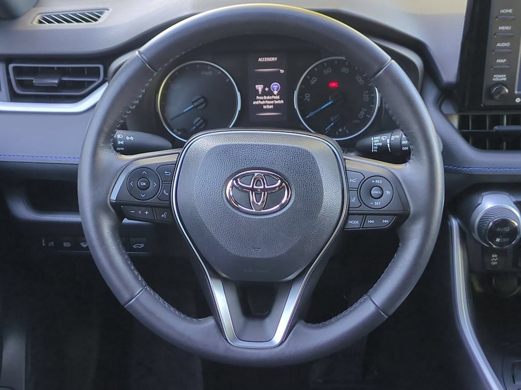 Thumbnail: 2022 Toyota RAV4 - 13