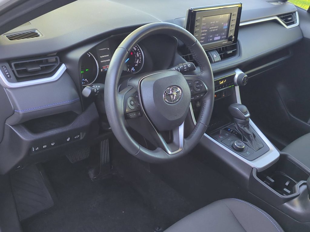 Thumbnail: 2022 Toyota RAV4 - 2