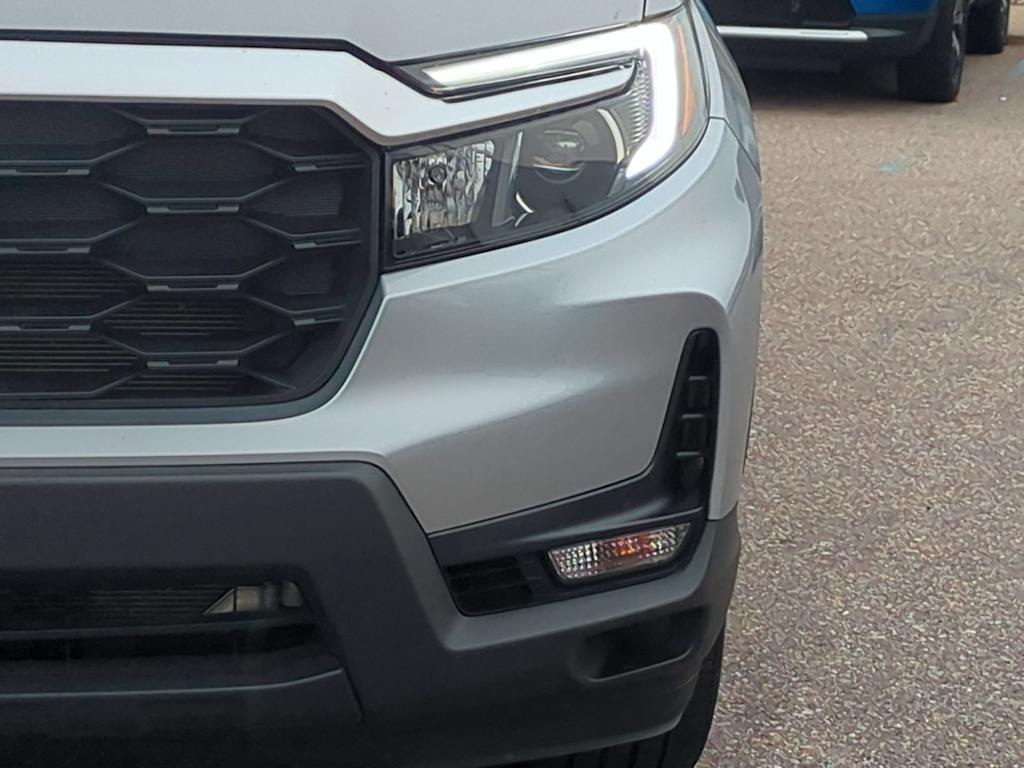 Thumbnail: 2023 Honda Passport - 23