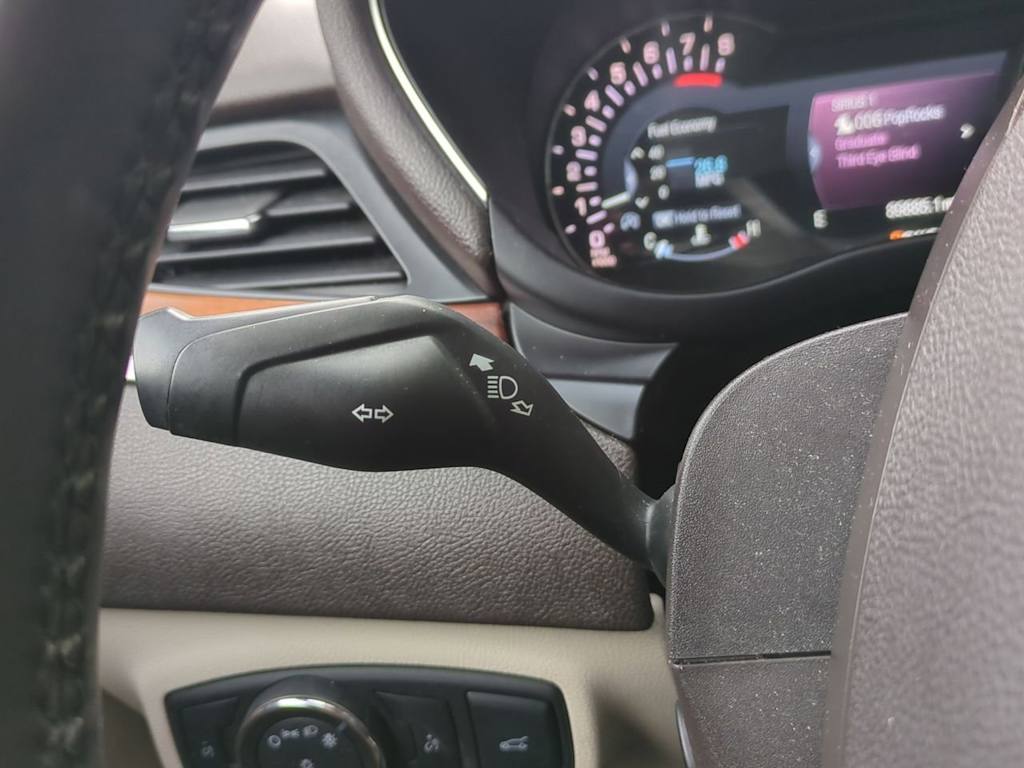 Thumbnail: 2017 Lincoln MKC - 30