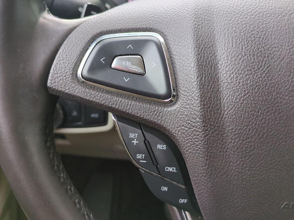 Thumbnail: 2017 Lincoln MKC - 27