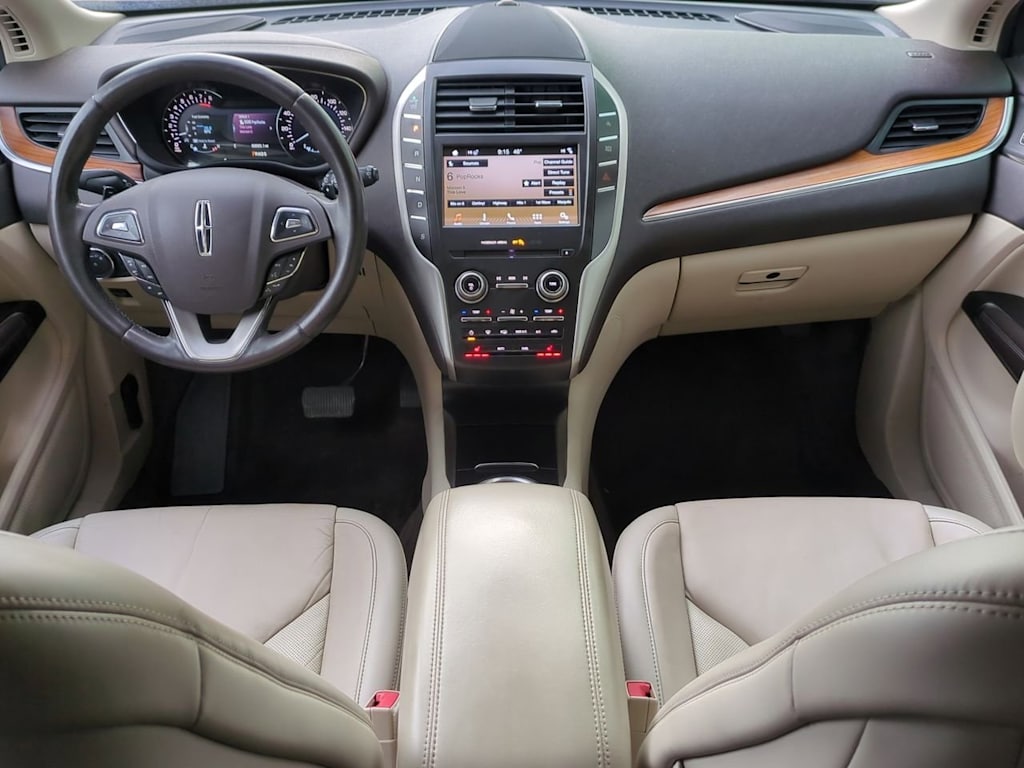 Thumbnail: 2017 Lincoln MKC - 9