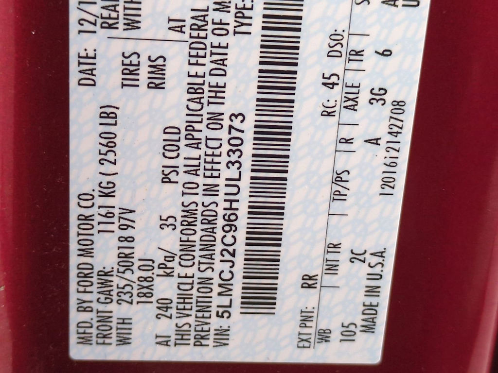 Thumbnail: 2017 Lincoln MKC - 33