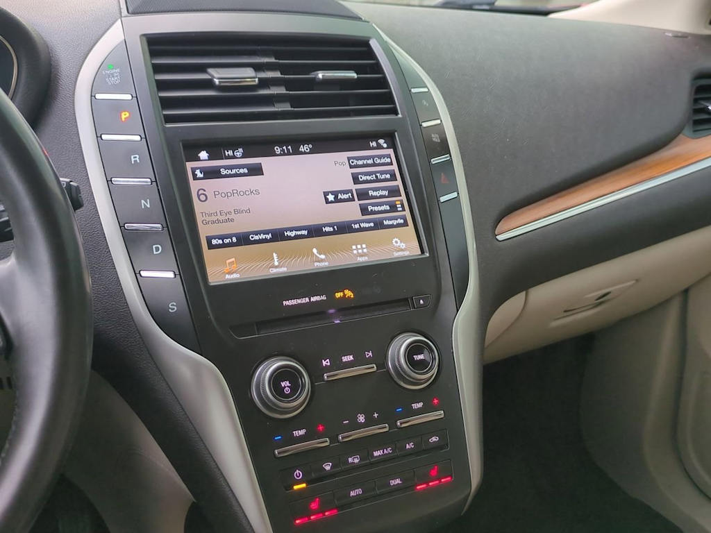 Thumbnail: 2017 Lincoln MKC - 14