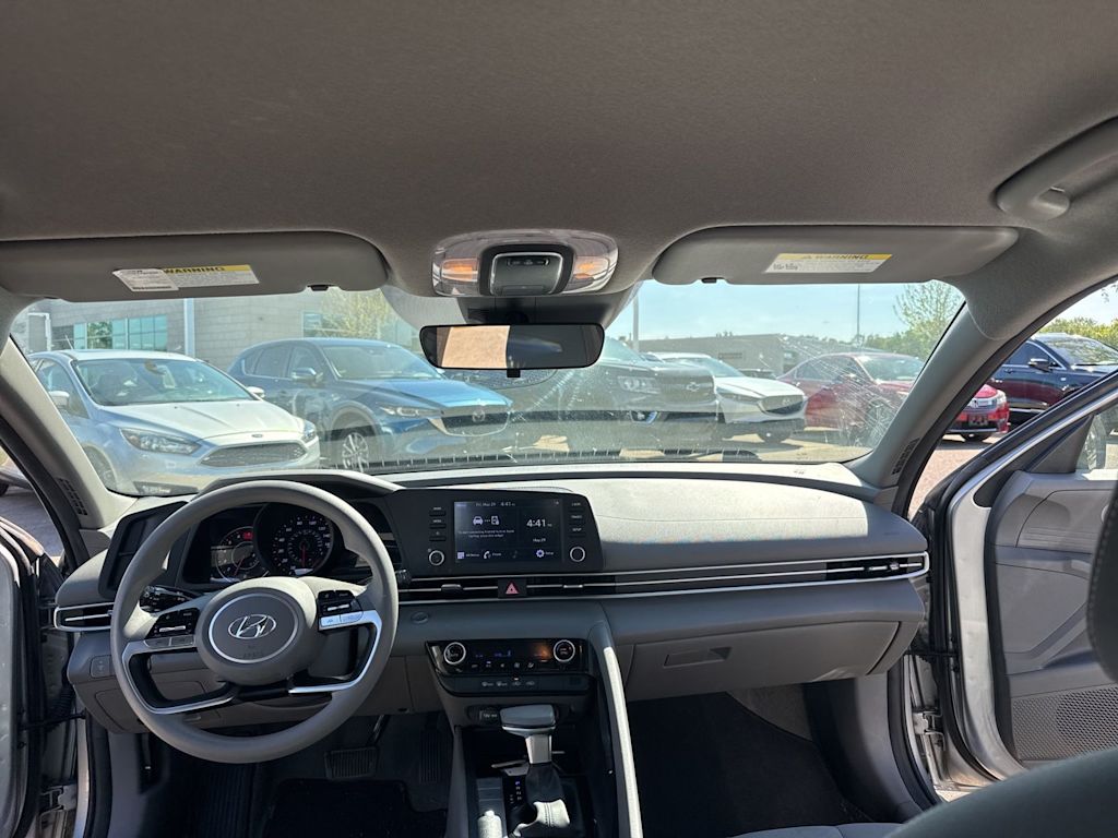 Thumbnail: 2022 Hyundai Elantra - 2