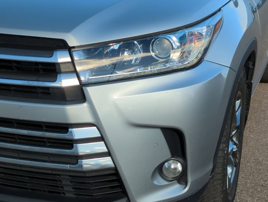 2018 Toyota Highlander Limited Platinum 22