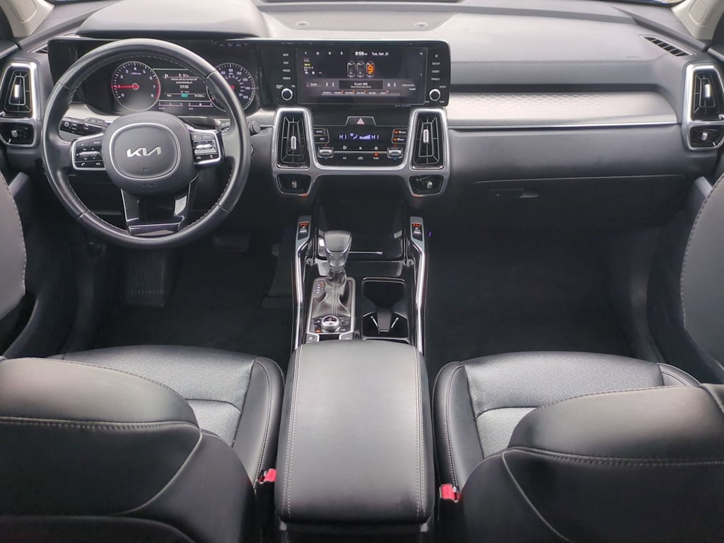 Thumbnail: 2022 Kia Sorento - 9