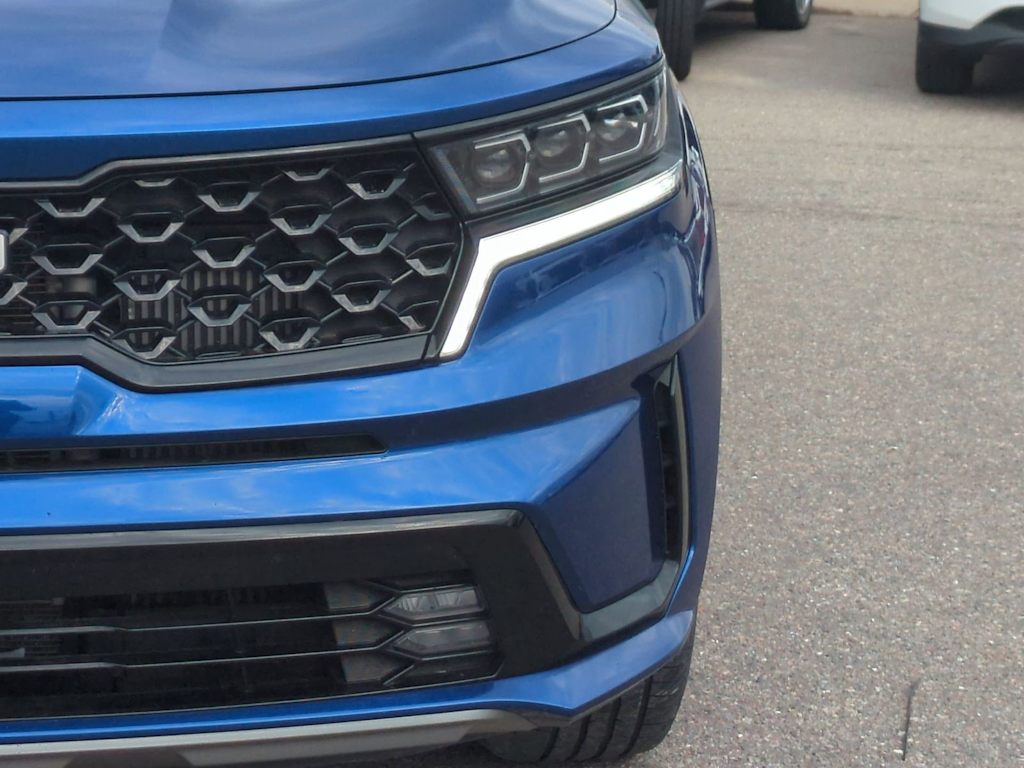 Thumbnail: 2022 Kia Sorento - 23