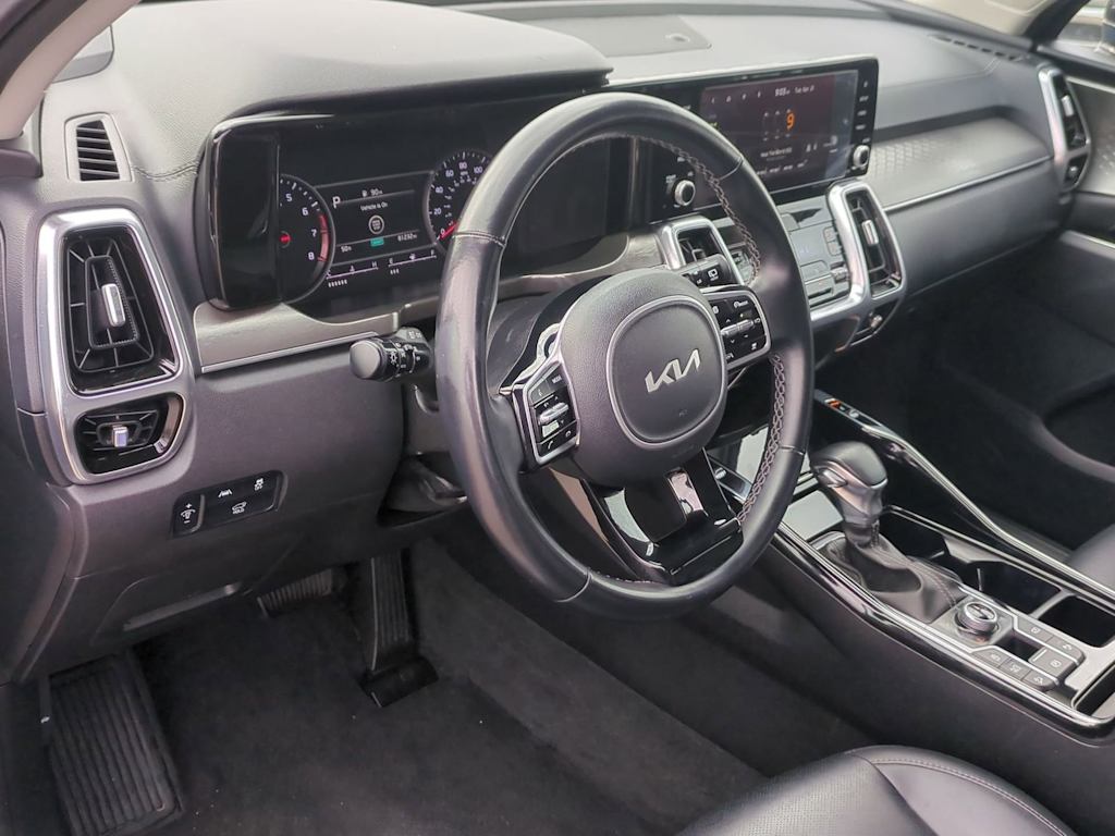 Thumbnail: 2022 Kia Sorento - 2
