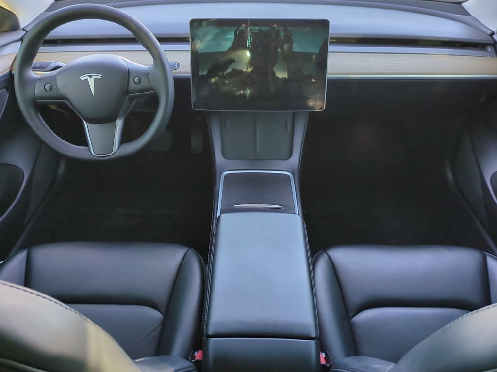 Thumbnail: 2022 Tesla Model 3 - 8