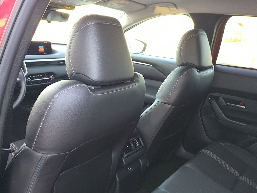 Thumbnail: 2025 Mazda CX-50 - 13