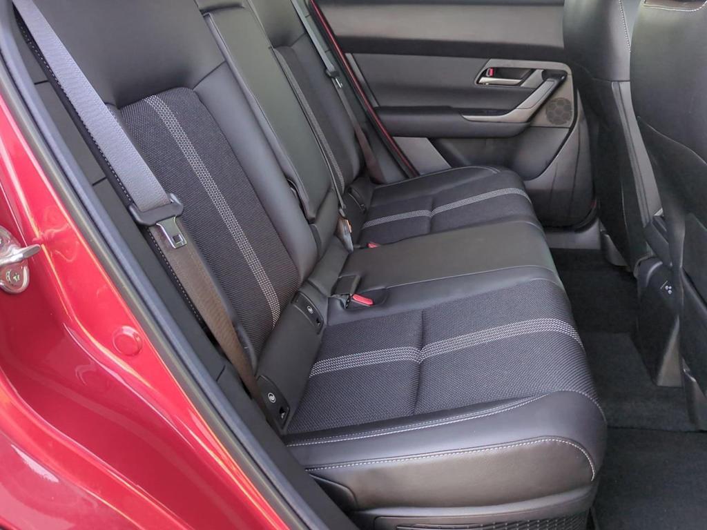 Thumbnail: 2025 Mazda CX-50 - 26