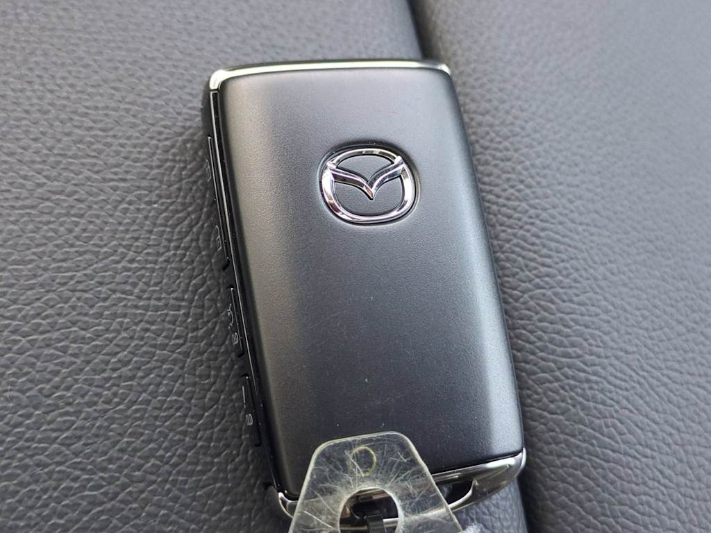 Thumbnail: 2026 Mazda CX-50 - 17
