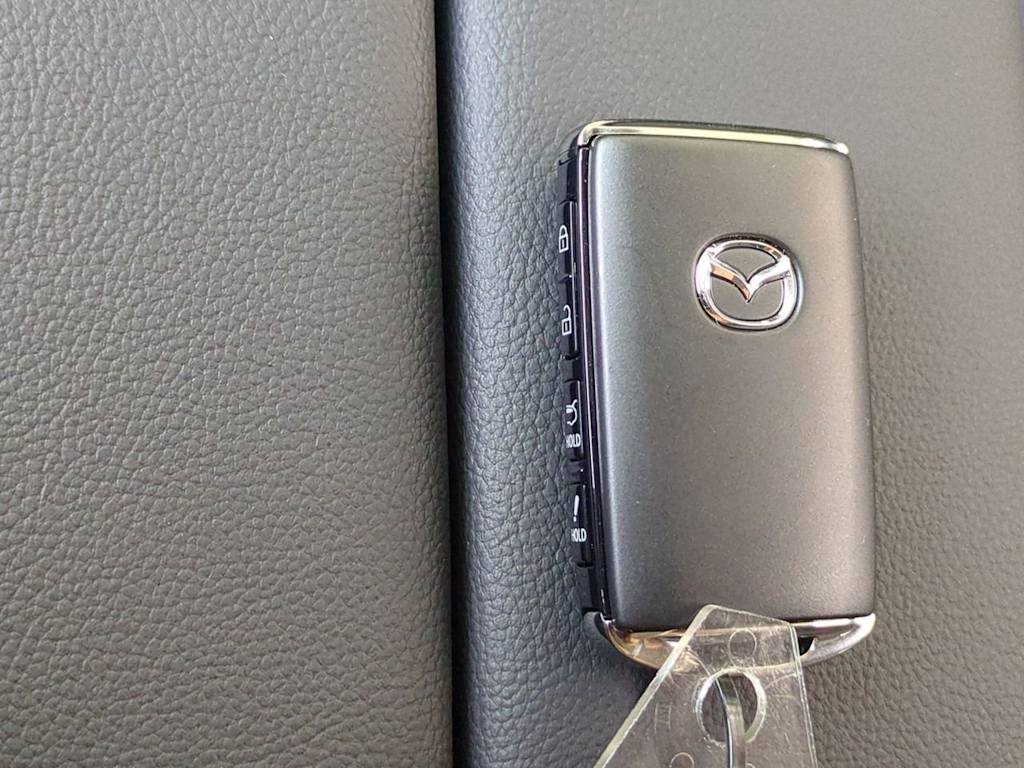 Thumbnail: 2025 Mazda CX-50 - 35