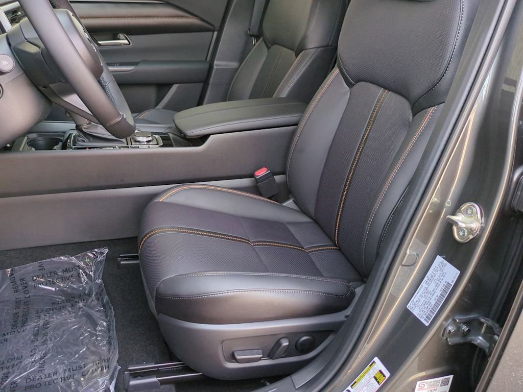 Thumbnail: 2025 Mazda CX-50 - 10