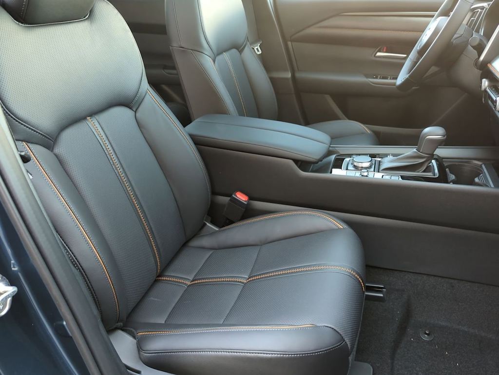 Thumbnail: 2025 Mazda CX-50 - 11