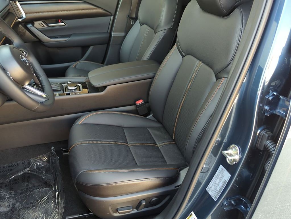 Thumbnail: 2025 Mazda CX-50 - 10