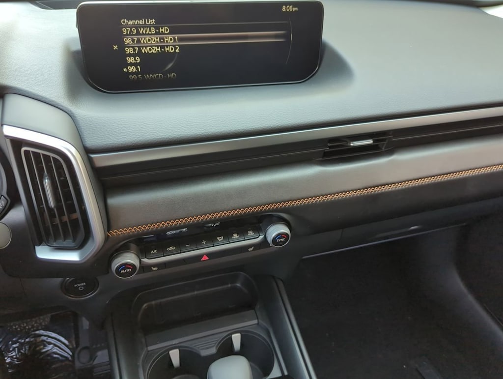 Thumbnail: 2025 Mazda CX-50 - 32