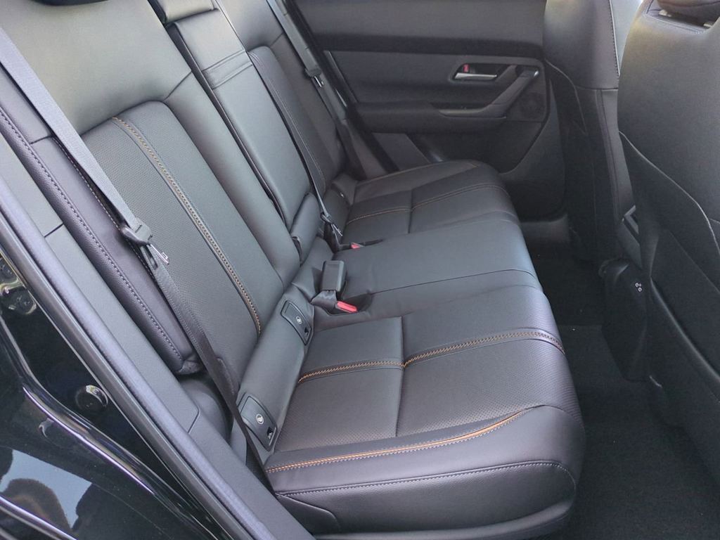 Thumbnail: 2025 Mazda CX-50 - 26